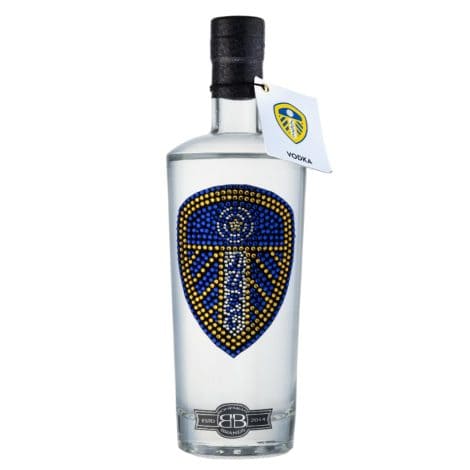 Leeds United FC Crystal Edition Birthday Vodka – Top-quality alcohol made by Bohemian Brands – Perfect gift for Leeds Football fans!