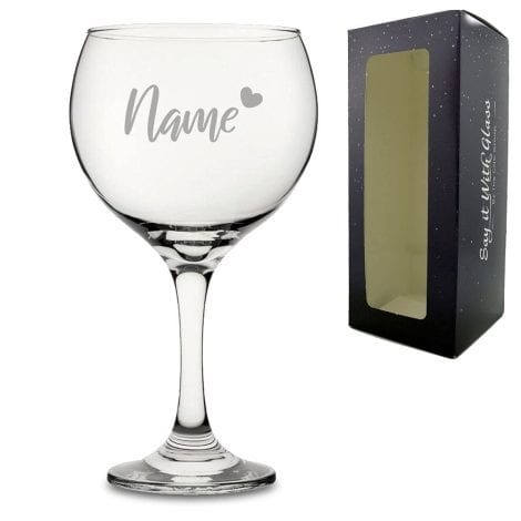 Customized Gin Balloon Cocktail Glass with Engraved Name and Heart Pattern, Presented in a Gift Box, Personalizable with Any Name.