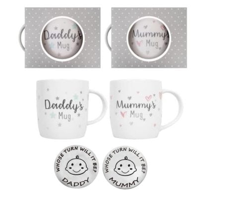 Set of 2 “Mum and Dad” mugs, perfect gift for new parents, with a decision-making coin included.