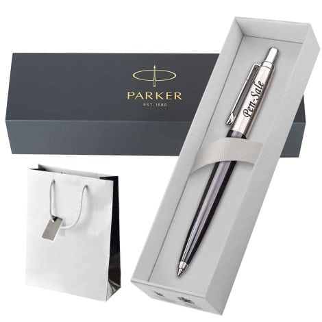 Customise and engrave a Parker Jotter pen or set as a thoughtful Christmas gift for men and women.