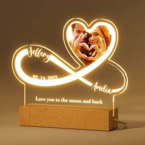 Customised Picture Night Light – Perfect Valentine’s, Anniversary or Birthday Gift for your partner, with LED 3D Illusion.