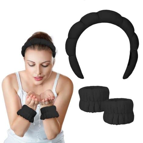 Soft and Fluffy Women’s Spa Headband with Matching Wristbands for Skincare and Makeup Application.