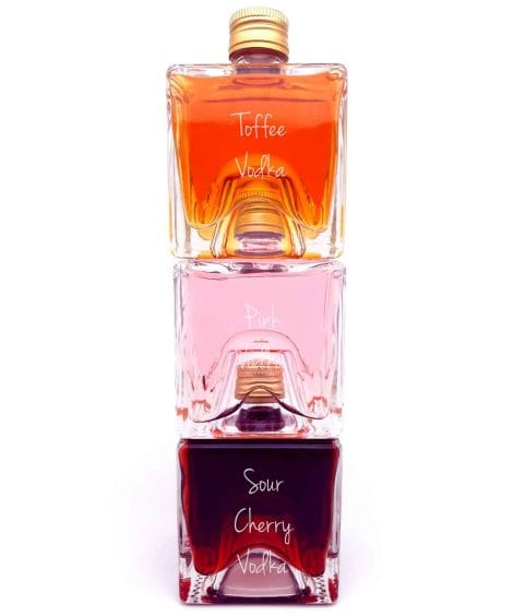 IL GUSTO presents a delightful set of three 50ml glass bottles: Sour Cherry, Toffee, and Pink Vodka. Stackable gift!