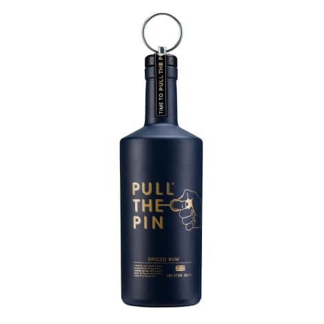 Spice it up with Pull the Pin Spiced Rum, a 50cl bottle of exquisite oak-aged rum infused with botanical spices. Ideal gift for all, and perfect for Christmas.