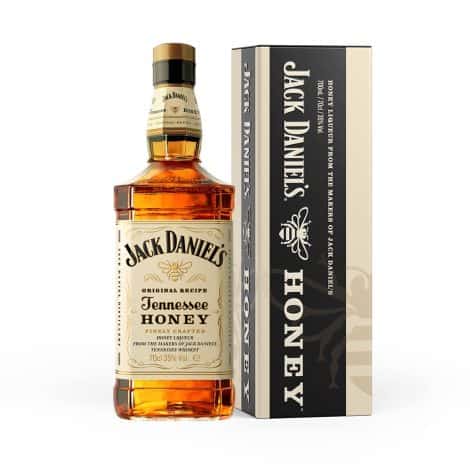 Gift set of 70 cl Jack Daniel’s Tennessee Honey Whiskey, packaged in a stylish tin.