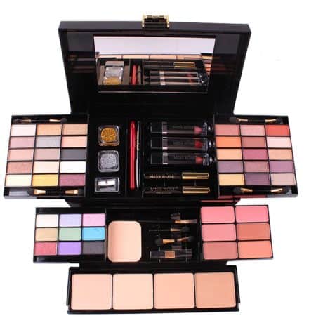 FantasyDay Complete Makeup Set – A versatile starter bundle including eyeshadow, lipstick, blush, and more. Perfect gift!