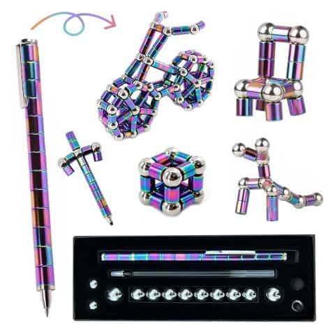 Magnetic pen for relaxation – a perfect gift for teenagers aged 8-13. Cool and fun fidget toy!