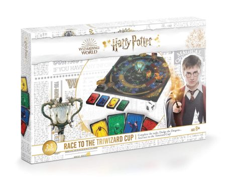 Harry Potter – Triwizard Cup Race game by Cartamundi, perfect for 2-3 players, a fantastic gift for Harry Potter enthusiasts aged 8+.