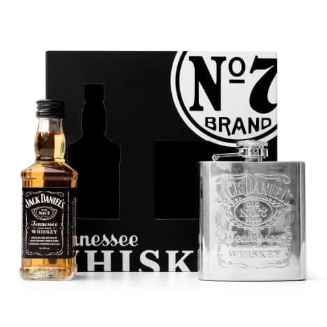 Jack Daniels Gifts – Authentic Mini Jack Daniels Whiskey, Tennessee 5cl JD Whiskey Gift Set with Engraved Hip Flask. Ideal Whisky Gift for Men.