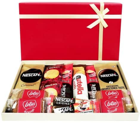 Coffee Gift Hamper Set – Ultimate assortment of instant coffee, Biscoff biscuits, and more! Ideal gift for everyone.