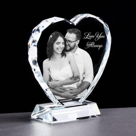 Custom Engraved Glass Heart Photo Frame: Perfect romantic gift for her on anniversary, Christmas or any occasion.