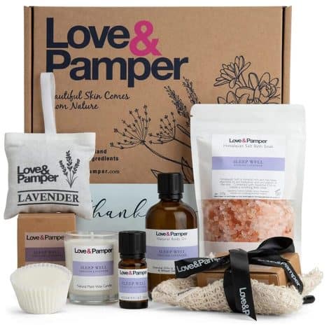 Sleep Tight Deluxe Gift Set – Indulge yourself with a spa experience at home, featuring lavender, candles, and more. Perfect aromatherapy gift.