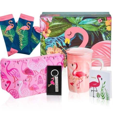 Nuenen Flamingo Gift Set for British women: Flamingo mugs, makeup bag, socks, keychain, and greeting card. Ideal for friends.