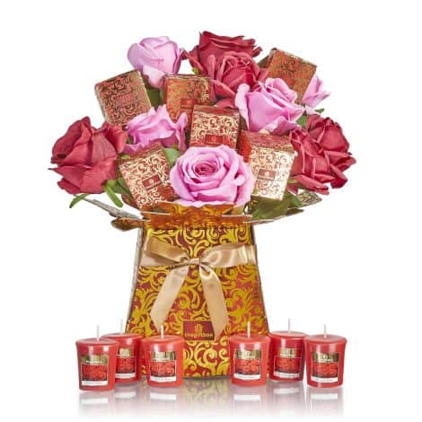 The ScarletRose Candle Bouquet – a luxurious gift box filled with beautiful candles, perfect for birthdays and special occasions.