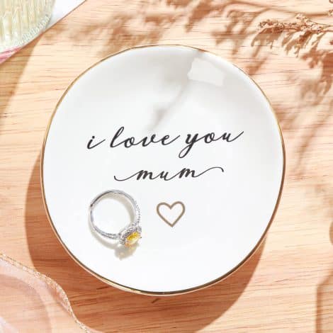 Titanape “I Heart Mum” Trinket Dish – Perfect mum gifts for birthdays, Mother’s Day, and Christmas.