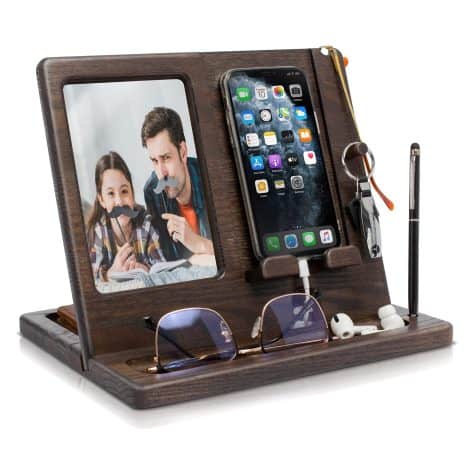 Teslyar Wooden Phone Docking Station with Picture Frame – ideal gift for husband, wife, dad on special occasions.