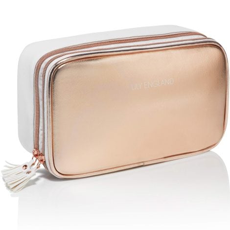 Lily England’s Rose Gold Makeup Bag – Large cosmetic case to keep your toiletries and cosmetics organized.