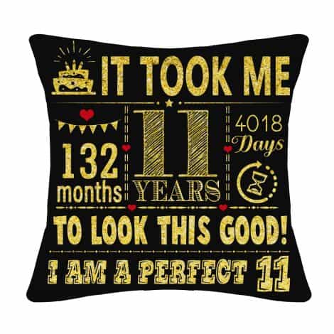 11th Birthday Gifts – Personalized Cushion Cover for 11-year-olds – Ideal Present for Boys and Girls.