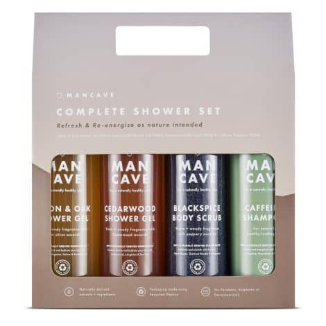 ManCave Men’s Complete Shower Gift Set, containing 4 luxury shower products including Caffeine Shampoo, 2 natural shower gels and Blackspice Body Scrub. Only on Amazon, vegan and British-made.