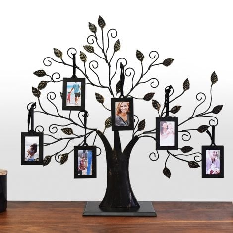 Thetford’s Family Tree Photo Frame includes 6 hanging picture frames, perfect for showcasing cherished memories.