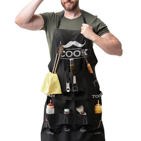 Bramble – Waterproof BBQ Apron for British men, complete with versatile pockets and a chef hat. Perfect garden party gift!