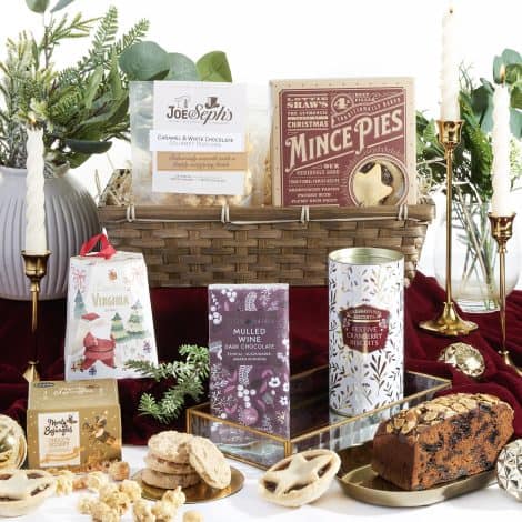 The Festive Delight Hamper – Indulgent selection of gourmet treats including Panettone, Mulled Wine Dark Chocolate, and Mince Pies.