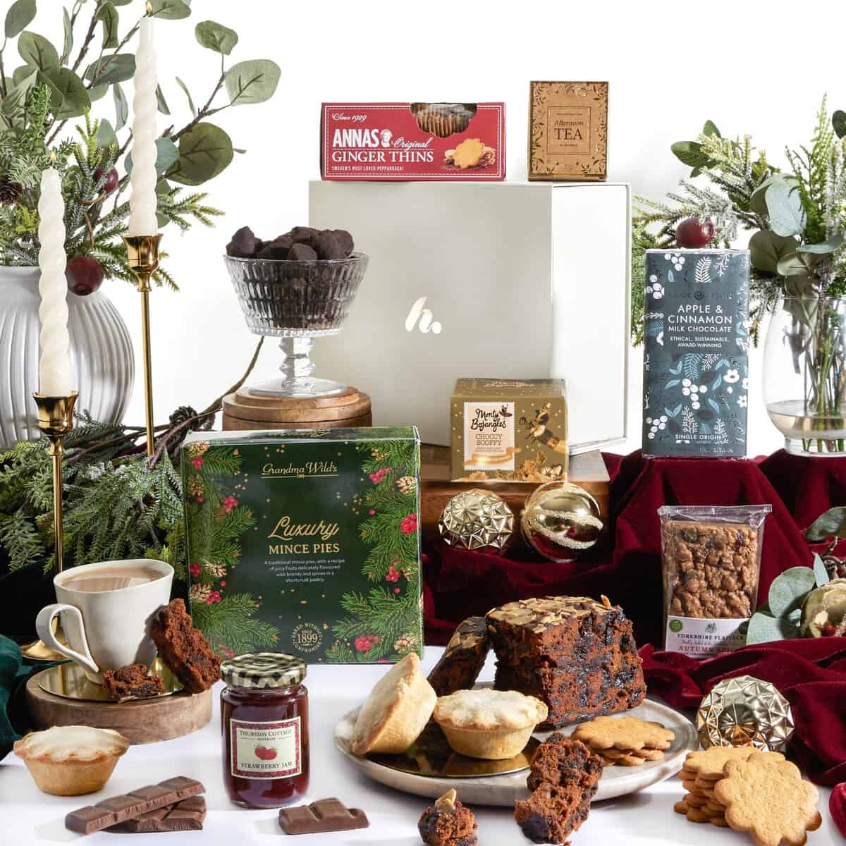 Afternoon Tea Themed Christmas Hamper - With Luxury Biscuits, Mince Pies, Jam, Chocolate & Tea & Coffee Gifts | Moreish Christmas Hampers Gifts for Women and Men, Xmas Gifts, By Clearwater Hampers