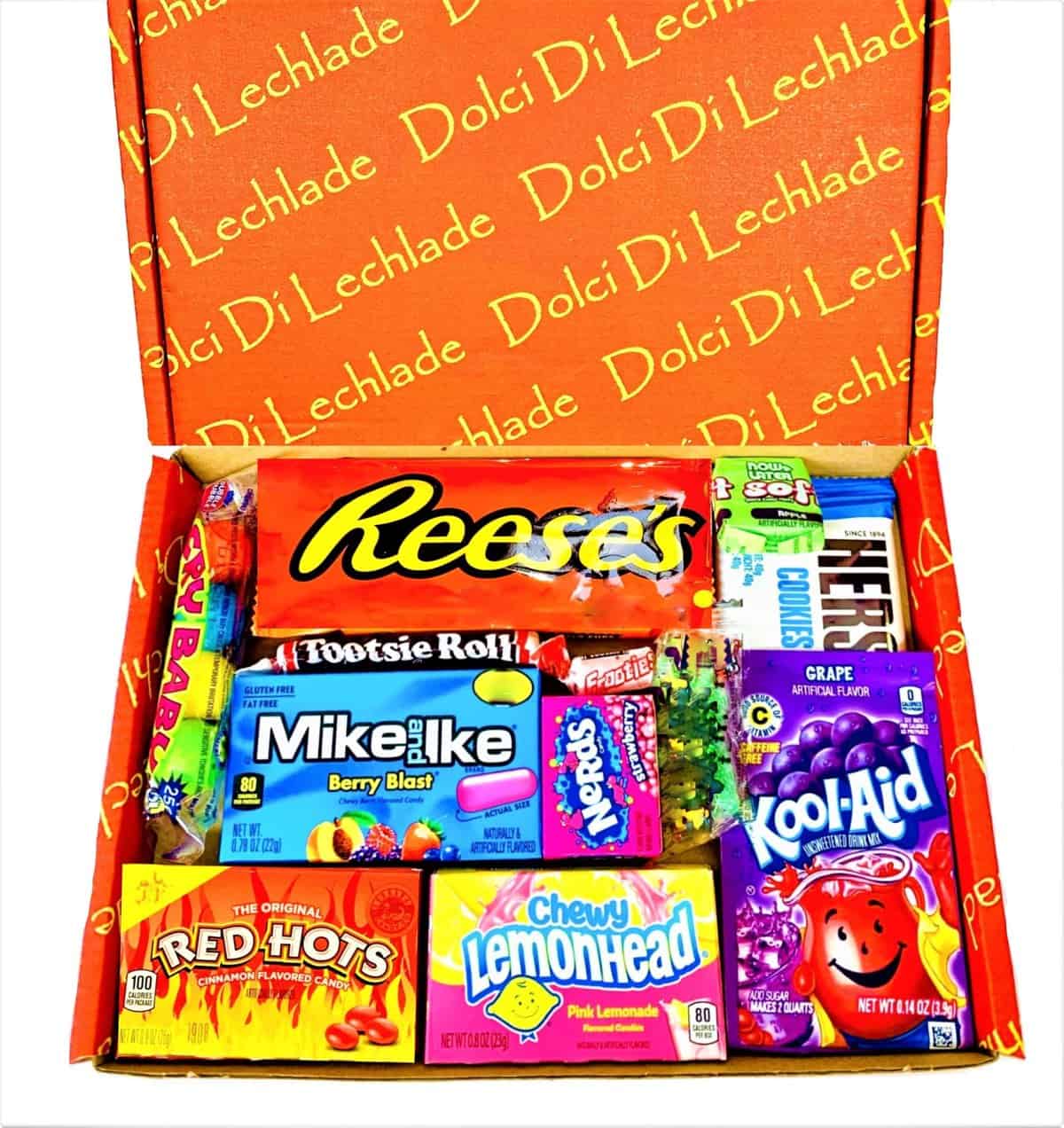 American Sweets Gift Box by Dolci Di Lechlade - Classic USA Candy Chocolate Sweet Reeses, Kool Aid, Nerds, Tootsie - Christmas Advent Calendar Stocking Filler Birthday Thanks Present