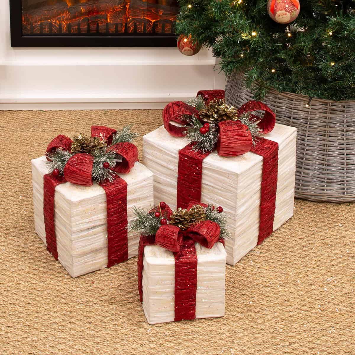 The Christmas Workshop 70749 Set of 3 Light-Up Christmas Boxes With Red Bow/Indoor Christmas Decorations / 65 Warm White LED Lights/Battery Operated/Timer Functionality